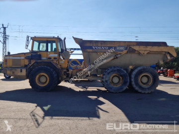 Tombereau articulé Volvo