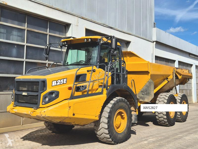 عربة قلابة Bell B25E