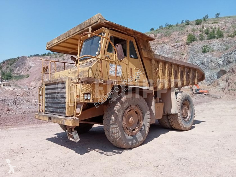 Dumper Caterpillar