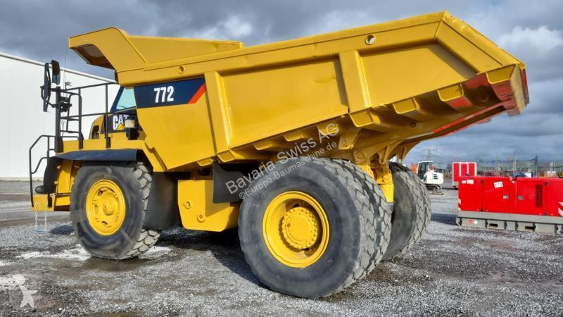 Dumper Caterpillar