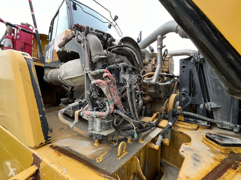 Dumper Caterpillar