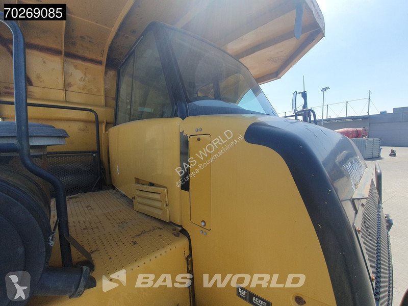 Dumper Caterpillar