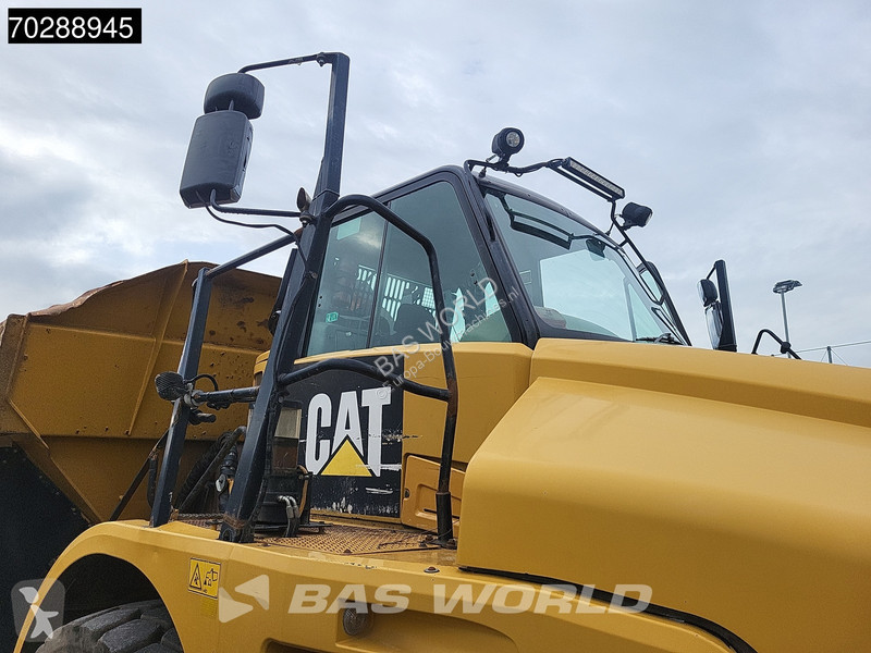 Dumper Caterpillar