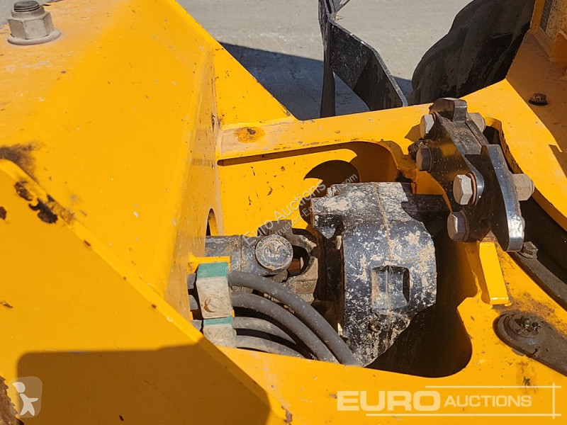 Basculantă Thwaites 6 Ton Swivel Skip