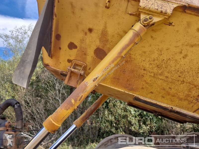 Sklápěčka Komatsu HM350-2