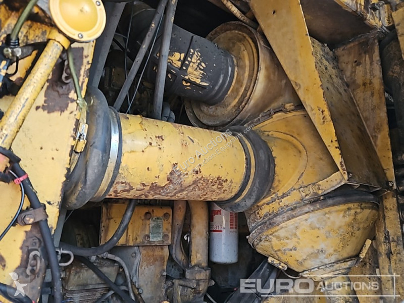 Sklápěčka Caterpillar 777