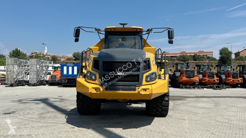 عربة قلابة Bell B50E 6x6
