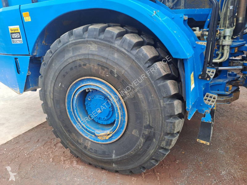 عربة قلابة Caterpillar 745