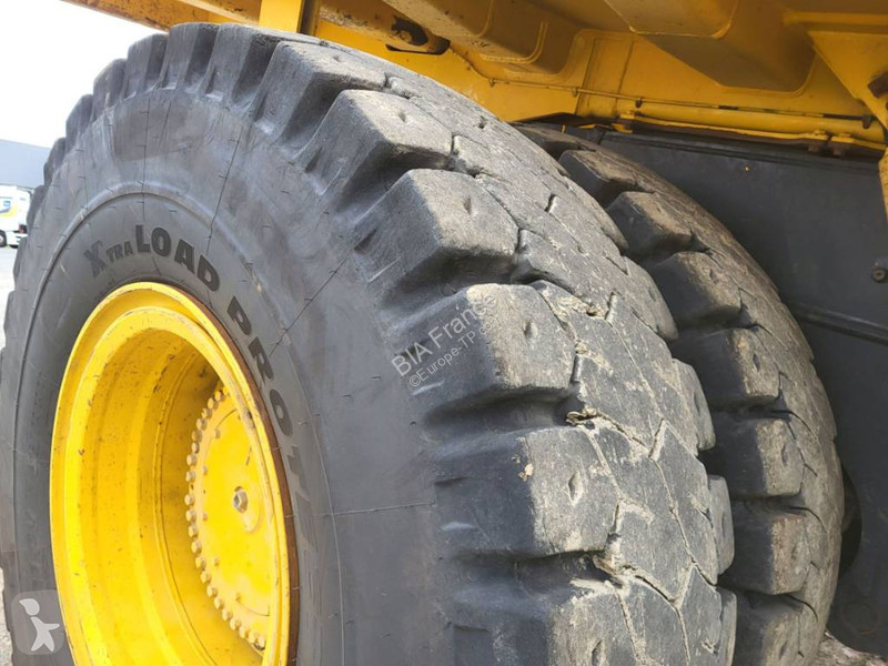 عربة قلابة Komatsu HD405-8