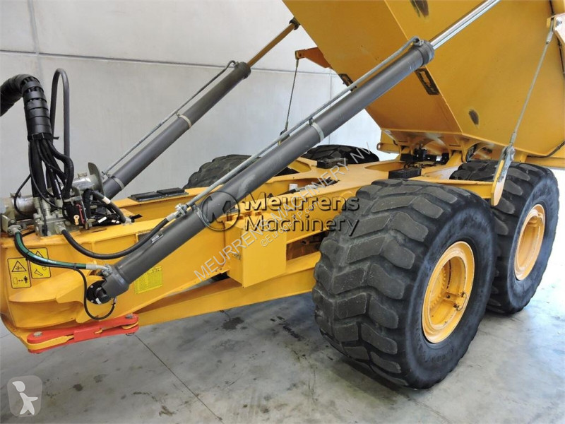 عربة قلابة Volvo G