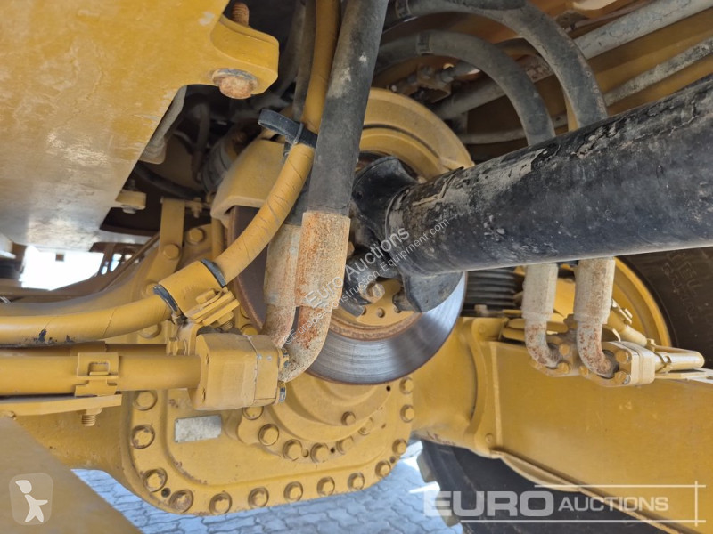Basculantă Caterpillar 745