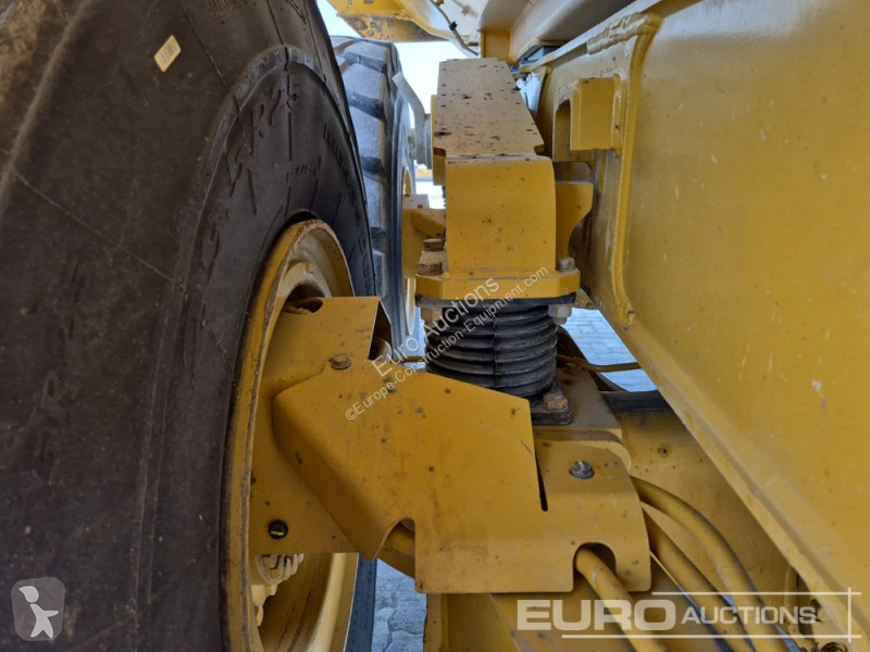 Basculantă Caterpillar 745