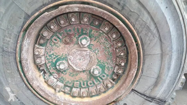 Basculantă Hitachi Euclid R40C