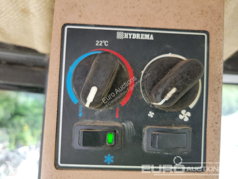 Basculantă Hydrema 912D