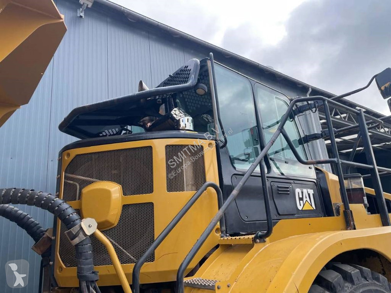Sklápač Caterpillar 745 04A - New Tires