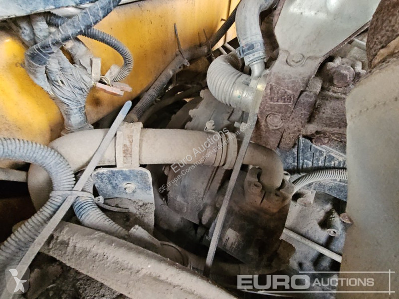 عربة قلابة JCB 9TFT