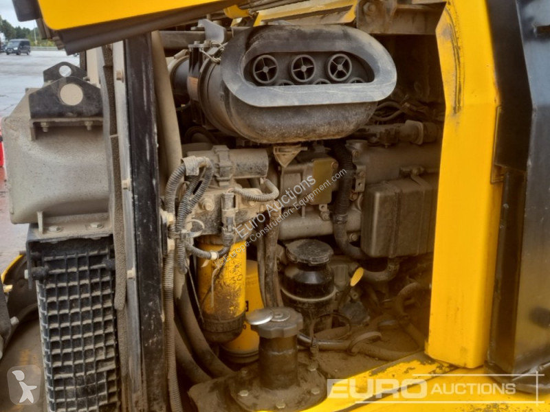 Sklápěčka JCB 6TFT