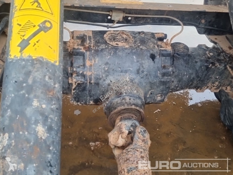 Sklápěčka JCB 6TFT