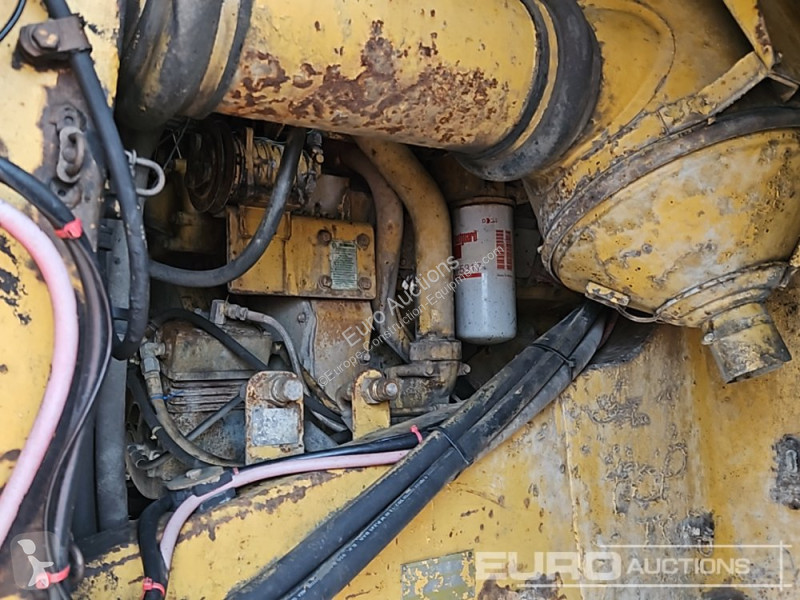 Sklápěčka Caterpillar 777