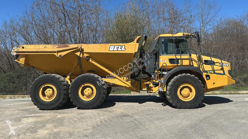 عربة قلابة Bell B30E 6x6