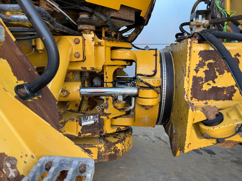 Sklápač Caterpillar - Dutch Machine / Body Heating
