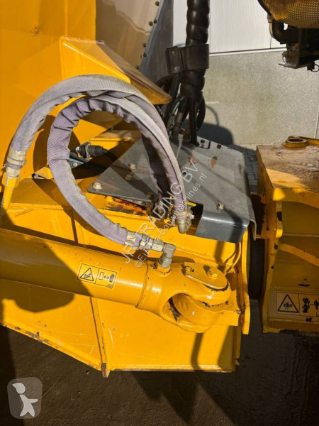 Sklápač Bell B 20 E