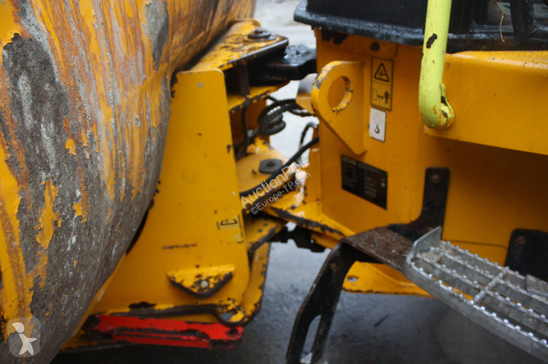Tombereau JCB 7FT