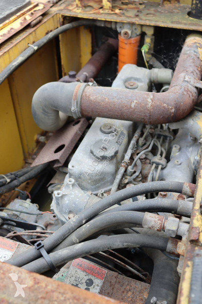 عربة قلابة Morooka MST-600 E