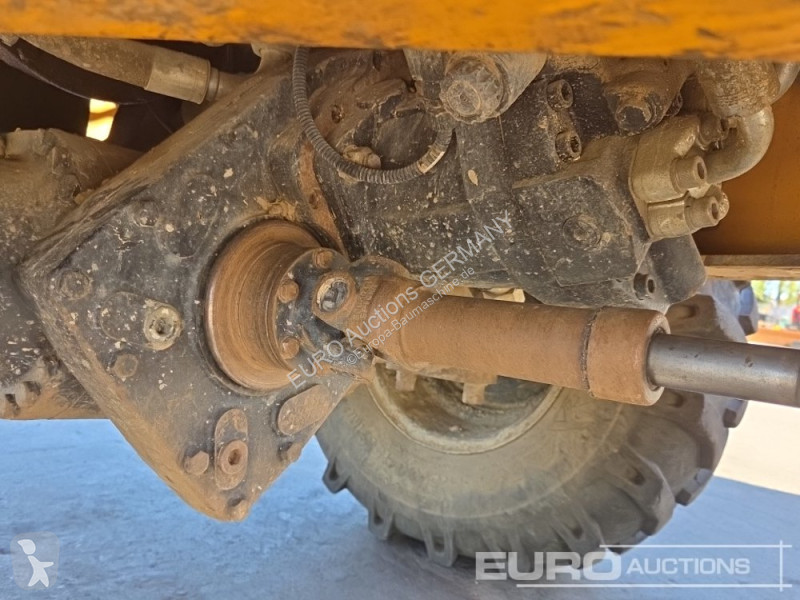 عربة قلابة Thwaites MACH474