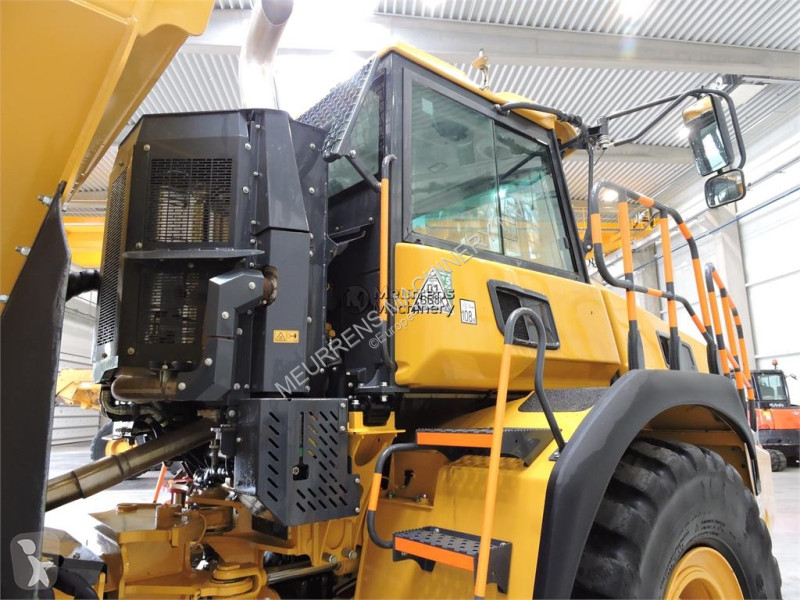 عربة قلابة Bell B30E