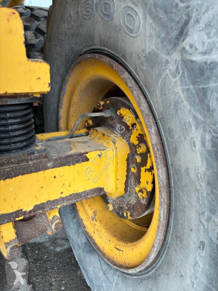 عربة قلابة Bell B 30 E (New Tires)