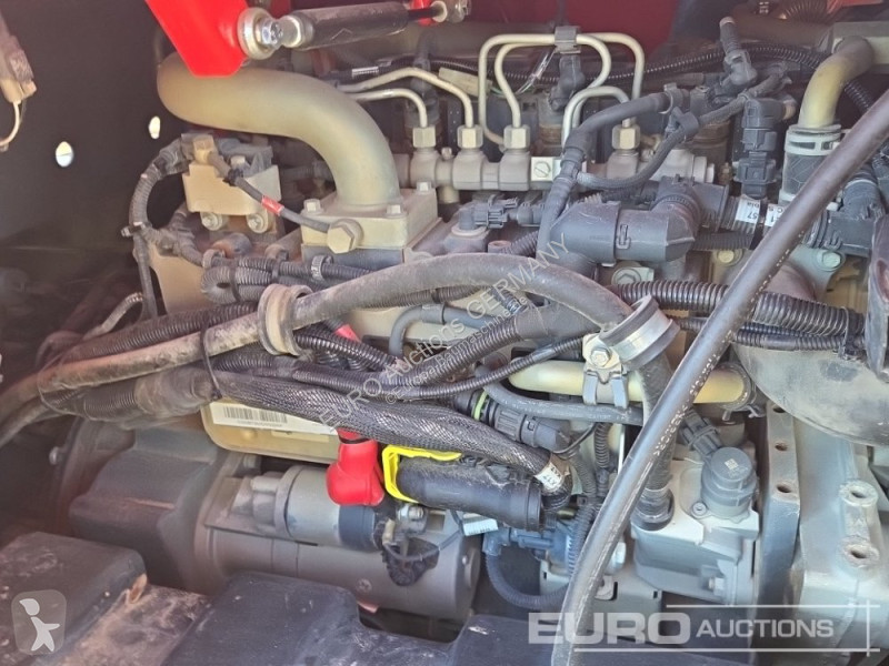 عربة قلابة Ausa D600APG