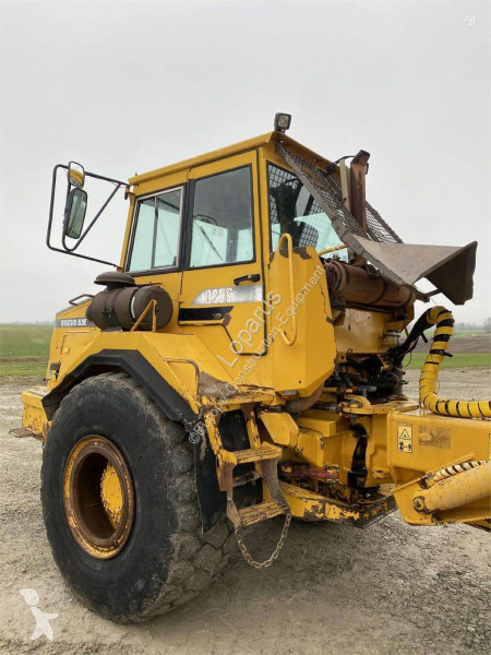 Basculantă Volvo Nr.6