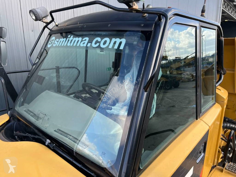 Sklápač Caterpillar 735 |