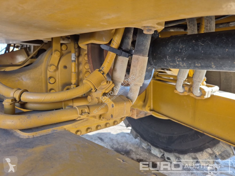 Basculantă Caterpillar 745