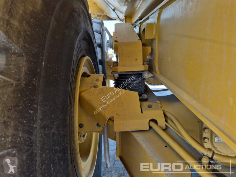Basculantă Caterpillar 745