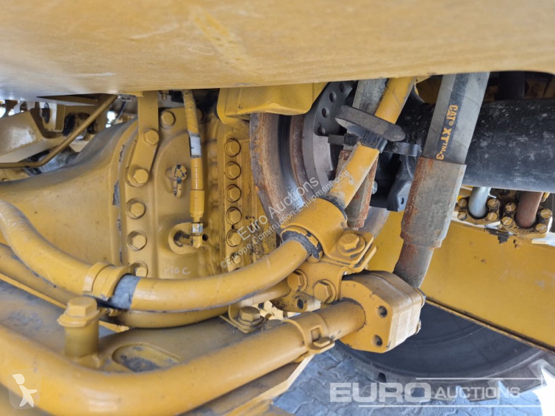 Basculantă Caterpillar 745