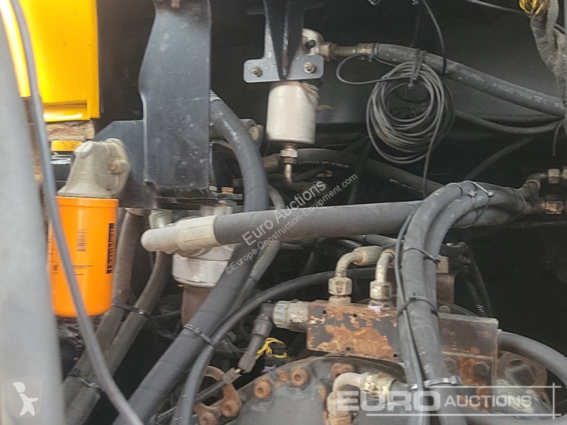 Dumper JCB 718