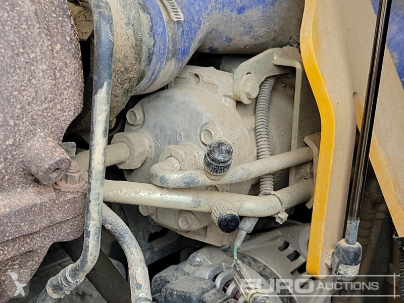 Basculantă Hydrema 912F