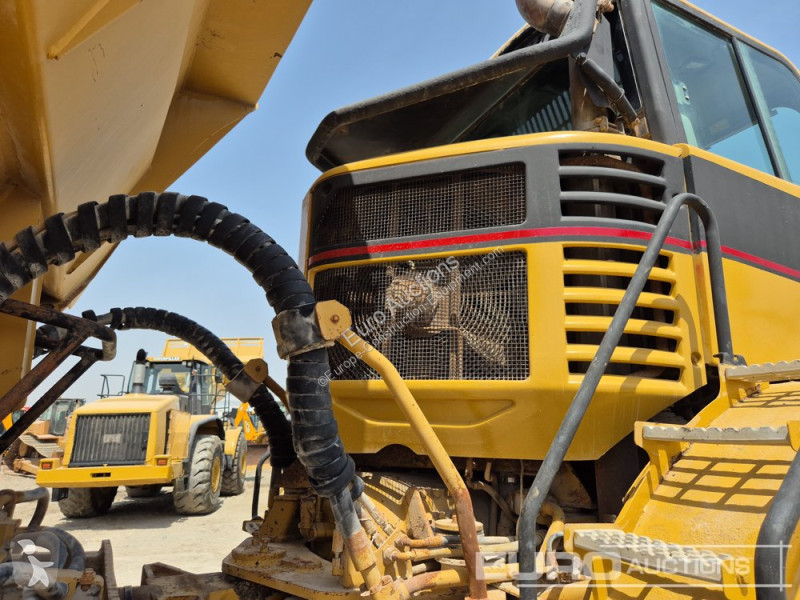 Basculantă Caterpillar 740