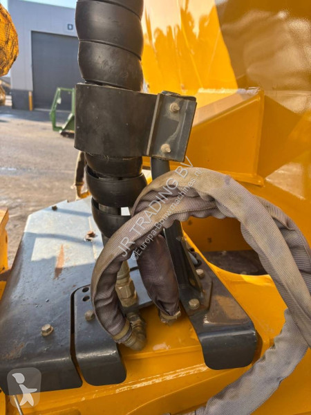 Sklápač Bell B 20 E