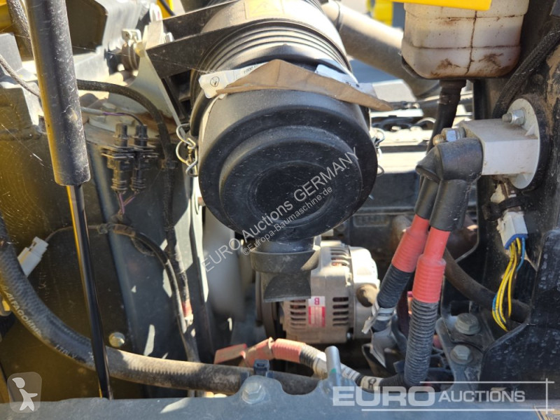 عربة قلابة Wacker Neuson DW30
