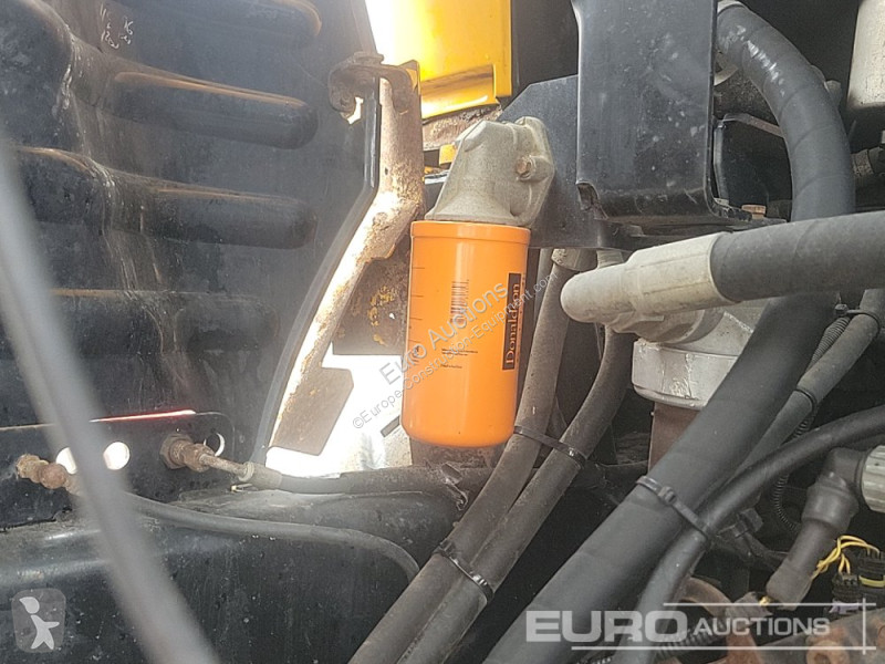 Dumper JCB 718