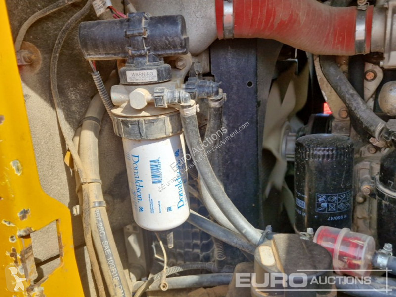 عربة قلابة JCB 9TFT