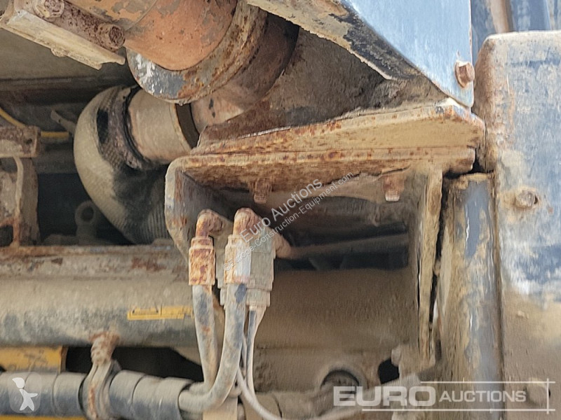 Basculantă Bell B30E