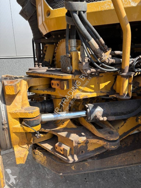 Dumper Caterpillar