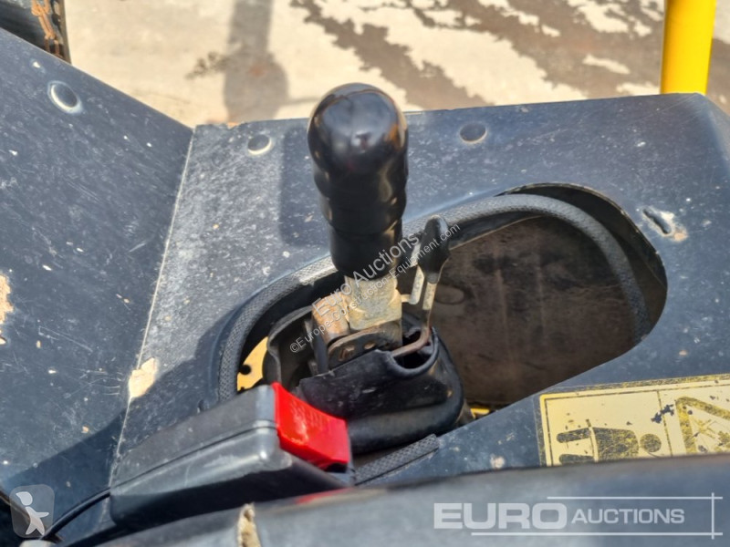 Basculantă JCB 9TFT