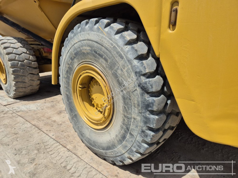 Basculantă Caterpillar 740