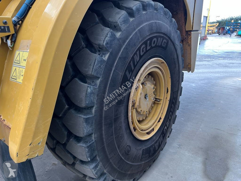 عربة قلابة Caterpillar C