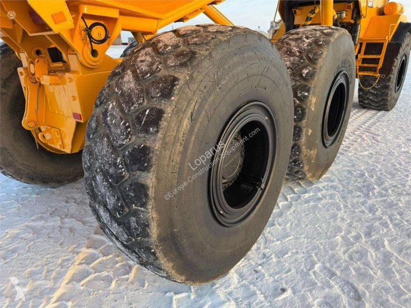 Карьерный самосвал Volvo